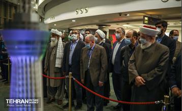 بازدید مهمانان سی و پنجمین کنفرانس بین‌المللی وحدت اسلامی از برج میلاد 26