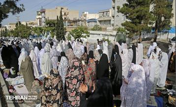 اقامه نماز عید سعید فطر در محله شهران 56