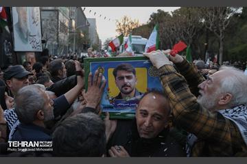 مراسم تشییع «علی لاریجانی»، «غلامرضا سلیمانی» و قهرمانان «ناو دنا» 7