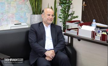 بازدید مدیران اداره کل سرمایه انسانی از شهرداری منطقه ۱۹ 1