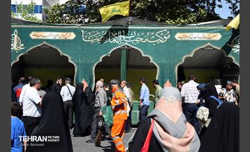 در حاشیه نماز جمعه تهران به امامت رهبر انقلاب 35