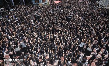 عزاداری ظهر عاشورا در امامزاده صالح (ع) 18