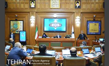 دویست و پنجمین جلسه شورای شهر 30