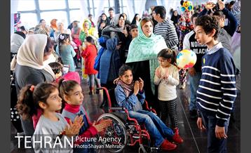 نخستین جشن بازی و سرگرمی فراگیر با حضور کودکان معلول و کودکان بدون معلولیت 22