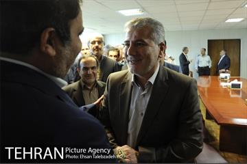 دیدار صمیمانه کارکنان شهرداری تهران با عیسی شریفی 15
