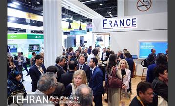 بازدید پیروز حناچی از نمایشگاه مجمع جهای شهری  16