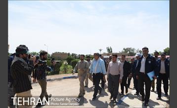 بازدید شهردار تهران از بخش سیل زده بستان خوزستان 10