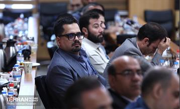 نشست هم‌اندیشی با رابطین و فعالان اسکان آسیب دیدگان جنگ رمضان 27