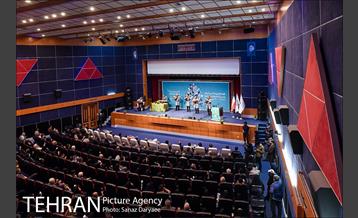 چهارمین چشن تولد «پدر مهربانی»    28