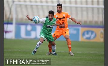 دیدار تیم های فوتبال سایپا و ماشین سازی تبریز