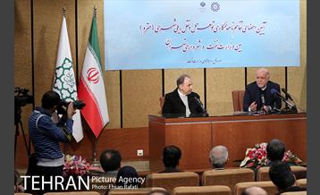 امضای تفاهم نامه همکاری توسعه حمل و نقل ریلی بین وزارت نفت و شهرداری تهران 22