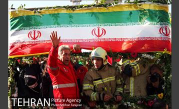 تشییع شهدای آتش نشان با حضور مردم - 3 3