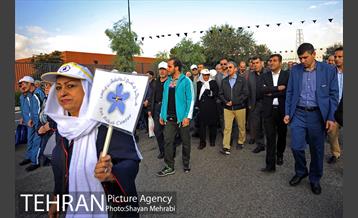 پیاده روی و گردهمایی سالمندان با حضور شهردار تهران 4