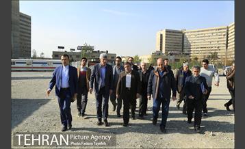 بازدید محمد سالاری از مجموعه های توسعه شهری منطقه 5 11