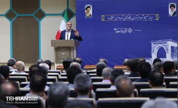 دیدار صمیمانه شهردار تهران با کارکنان شهرداری منطقه هشت