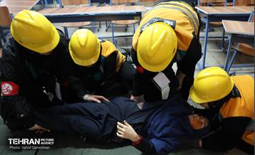 مانور گروه‌های مردمی دوام در منطقه 17 تهران 33