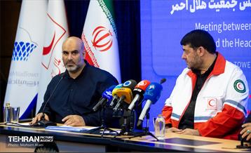 نشست مدیران شهرداری تهران با رئیس جمعیت هلال احمر 19