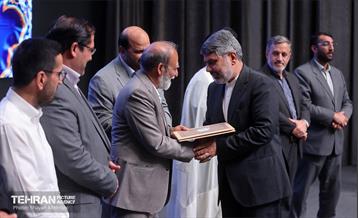 آیین تجلیل از برگزیدگان مناطق 22 گانه 10