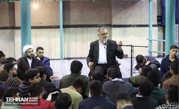 نشست صمیمانه شهردار تهران با دانش آموزان بسیجی سراسر کشور 25