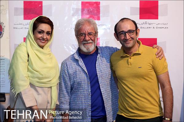 اکران خصوصی فیلم سینمایی گذر موقت‎ 1
