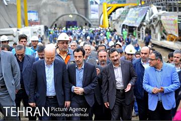 آغاز  حفاری تونل  محور جنوبی خط 6 مترو تهران 42