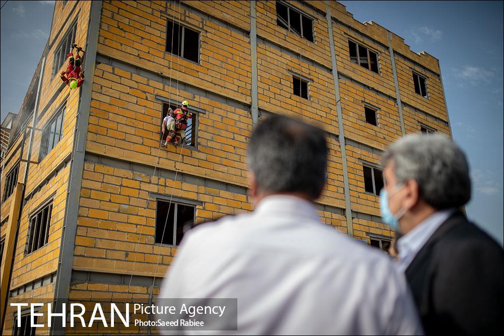 آئین رونمایی از تجهیزات جدید سازمان آتش نشانی شهرتهران  7