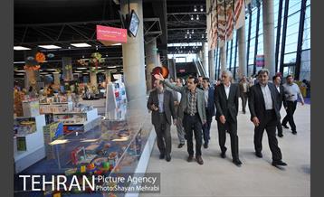 بازدید مهندس افشانی شهردار تهران از مجموعه باغ کتاب 22