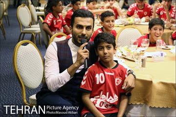 رونمایی از پیراهن تیم فوتبال آکادمی کیا 17