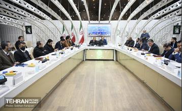 نشست هم‌اندیشی رسیدگی به تخلفات اداری  6