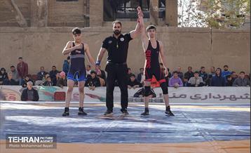 آیین اختتامیه مسابقات ورزشی قهرمانان مناطق پهنه جنوب شهر تهران در منطقه 20 24