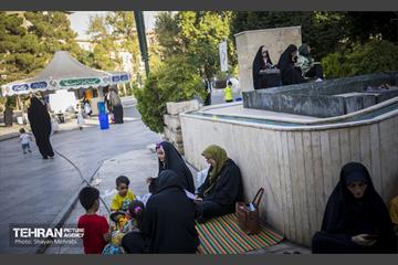 مراسم دعای روز عرفه در دانشگاه تهران 16