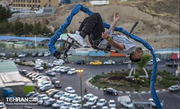 اولین دوره مسابقات پرش بانجی نمایشی  21