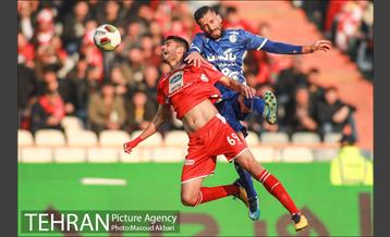 دیدار تیم‌های فوتبال پرسپولیس - استقلال خوزستان 5
