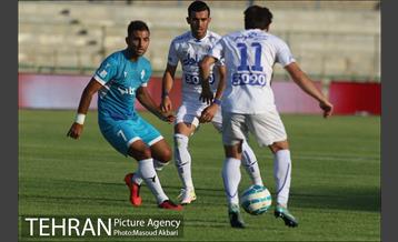 دیدار پیکان و استقلال در لیگ برتر فوتبال 13