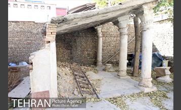 بازدید دکتر مسجدجامعی از مقبره ملک المتکلمین و صوراسرافیل  1