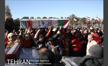 تشییع شهدای آتش نشان با حضور مردم در بهشت زهرا(س) 3