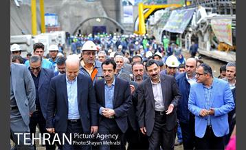 آغاز  حفاری تونل  محور جنوبی خط 6 مترو تهران 42