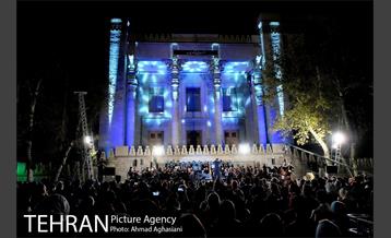 سمفونی ایثار و مقاومت در میدان مشق 31