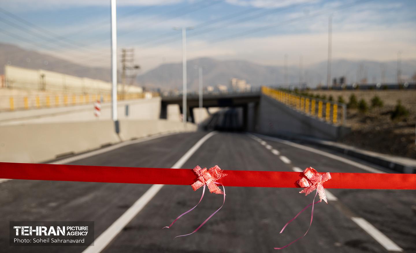 آیین بهره‌برداری از زیرگذر کوهک 25