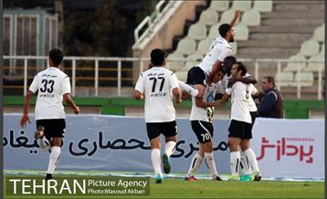 دیدار سایپا و سپاهان در لیگ برتر فوتبال 11