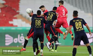 دیدار تیم های فوتبال پرسپولیس و نساجی مازندران 14