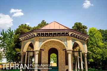 عمارت کلاه فرنگی باغ موزه قصر 15