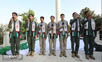 اهتزاز بزرگترین پرچم فلسطین جهان در تهران 22