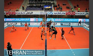 دیدار تیم های والیبال سایپا تهران و خاتم اردکان