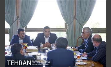 نشست فراکسیون مدیریت شهری مجلس با شهردار تهران 8