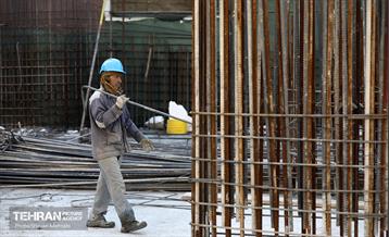 اینجا کارگاهه؛ مترو ورزشگاه تختی 16