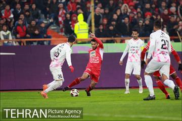 دیدار دو تیم پرسپولیس و تراکتور سازی 21