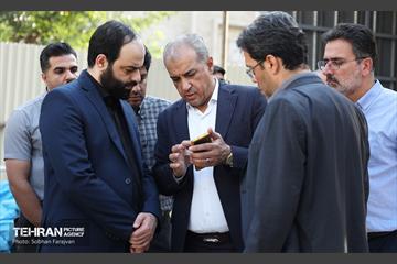 بازدید مدیرکل حوزه شهردار تهران از پروژه پل‌های مکانیزه عابرپیاده 14