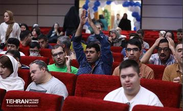 ویژه برنامه لبخند فرشته‌ها 30