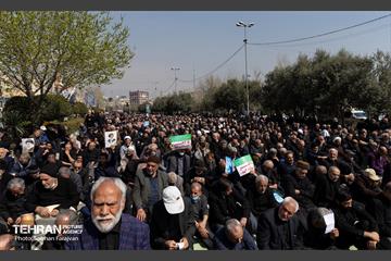 اقامه نماز جمعه در مصلی امام خمینی(ره) در تهران 30